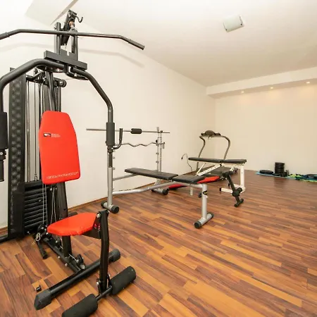 2 Pools-2 By Interhome *