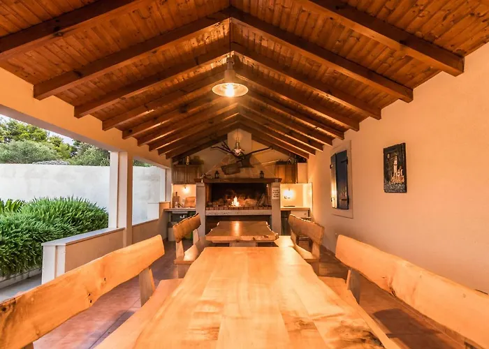 2 Pools-2 By Interhome *