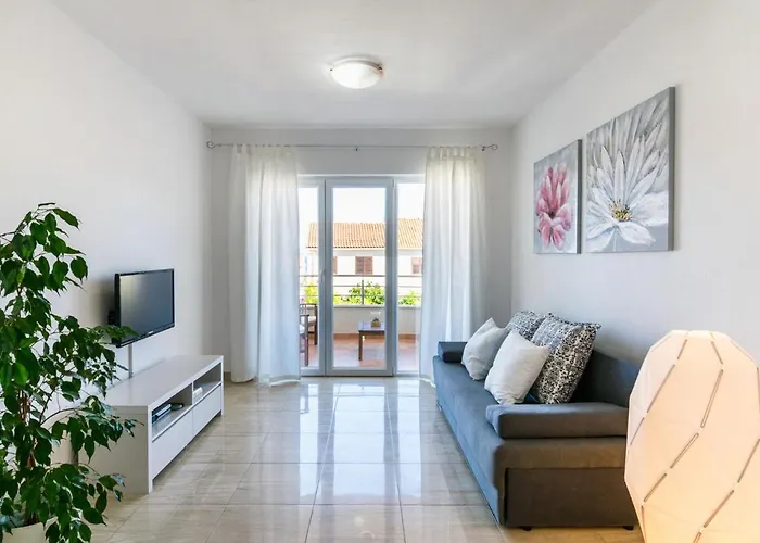 2 Pools-2 By Interhome