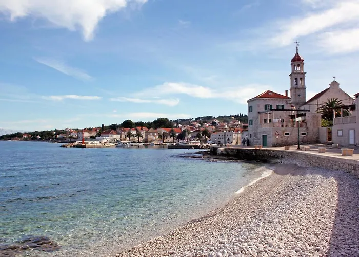 2 Pools-2 By Interhome Apartman