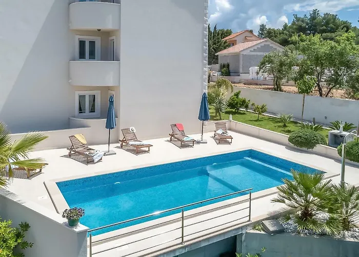 2 Pools-2 By Interhome