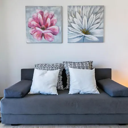 2 Pools-2 By Interhome *