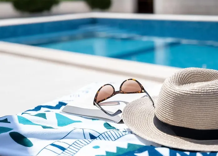 2 Pools-2 By Interhome Апартаменты *