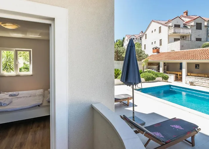 2 Pools-2 By Interhome Апартаменты *